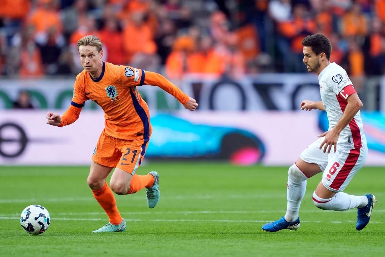 开元棋牌-莱万多夫斯基庆祝动作