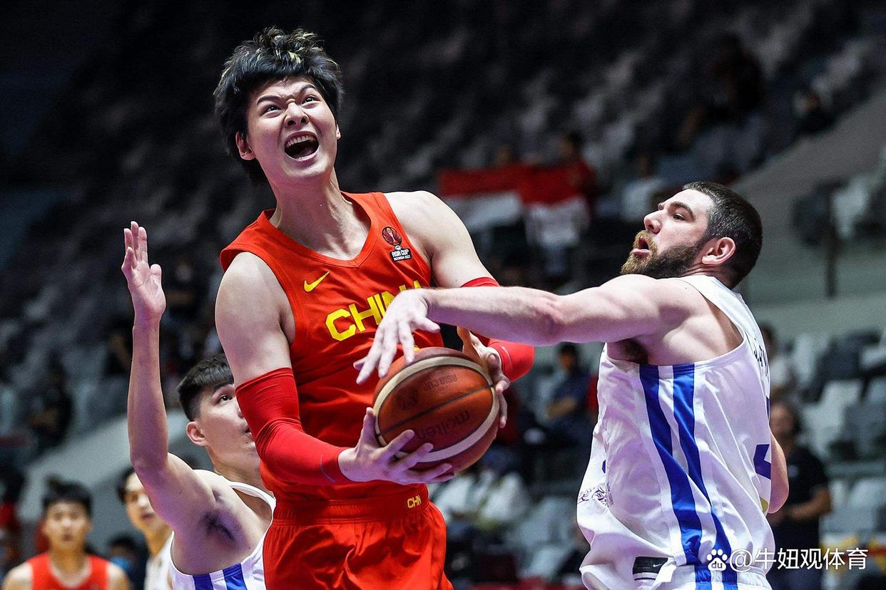 姚明下课男篮进决赛