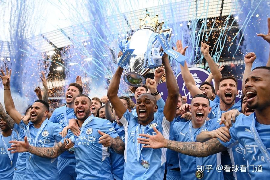 官方网页版登录入口-申花主帅斯卢茨基为什么坐不停