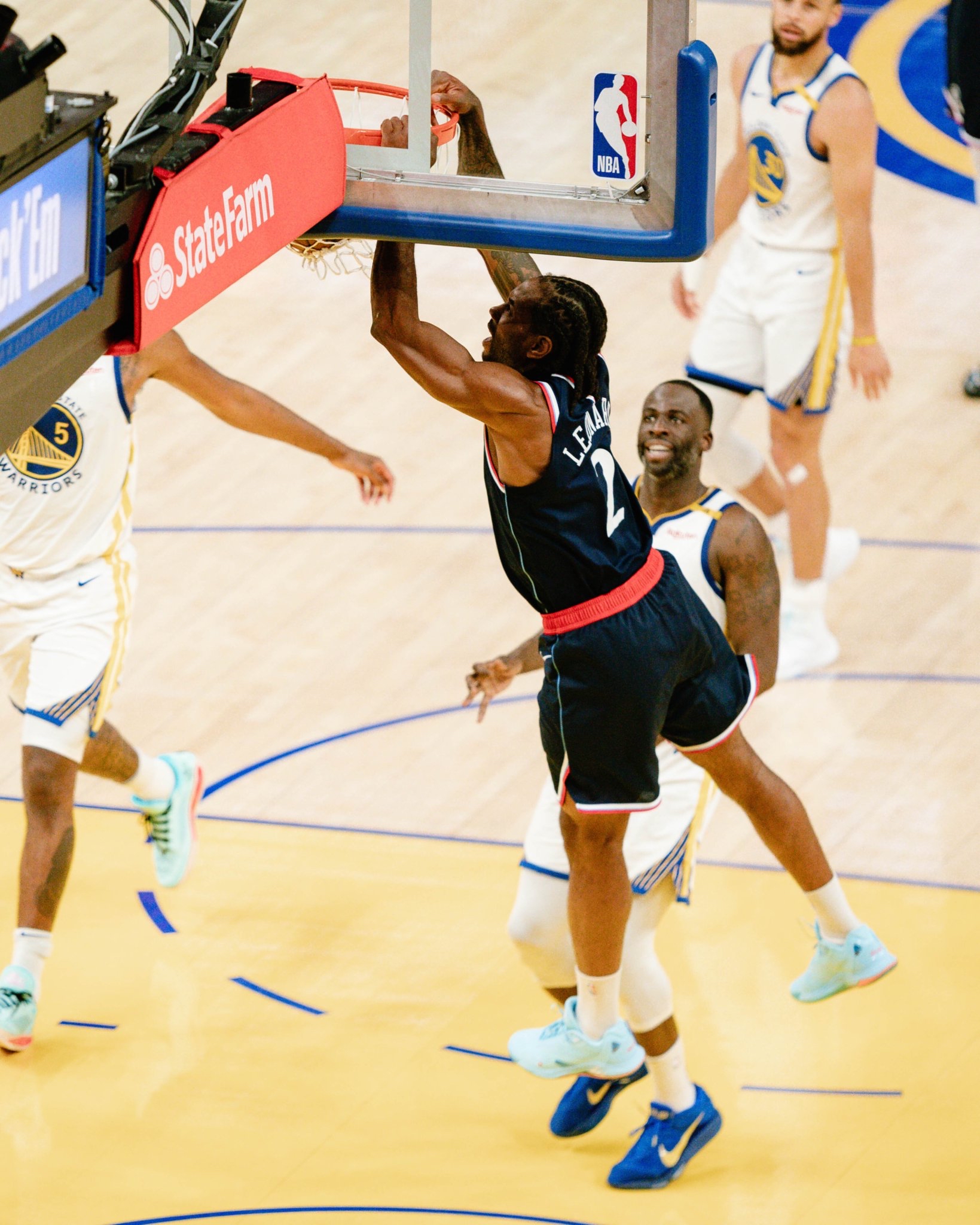 篮球名宿现场观战,对球队表现发表看法怎么写