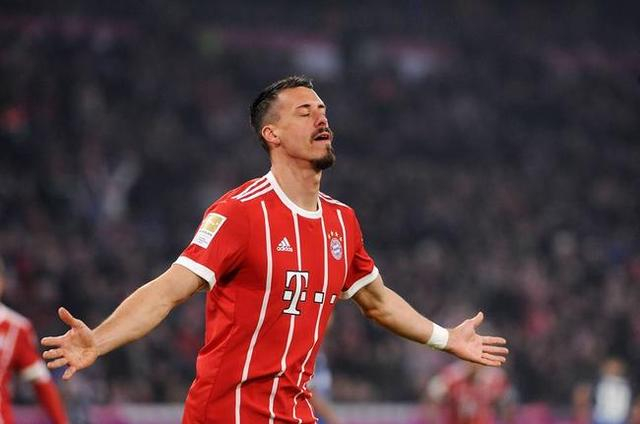 开元棋牌-沃尔夫斯堡前锋