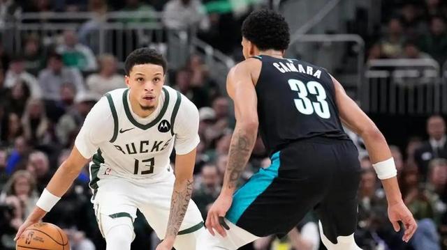 开拓者对雄鹿比赛分析