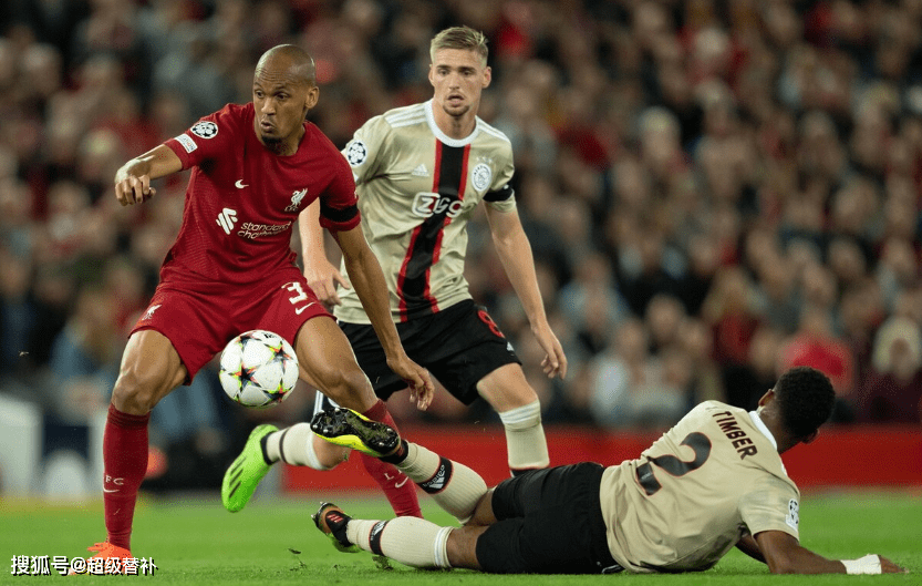 这一脚我踢爆了整个球坛