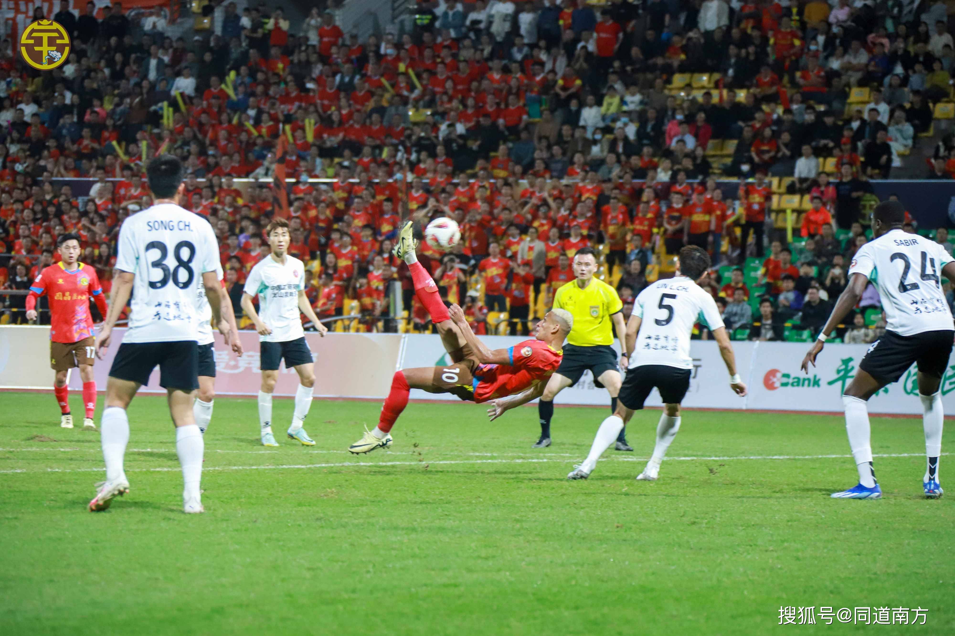 开元棋牌-足球巨星是什么意思