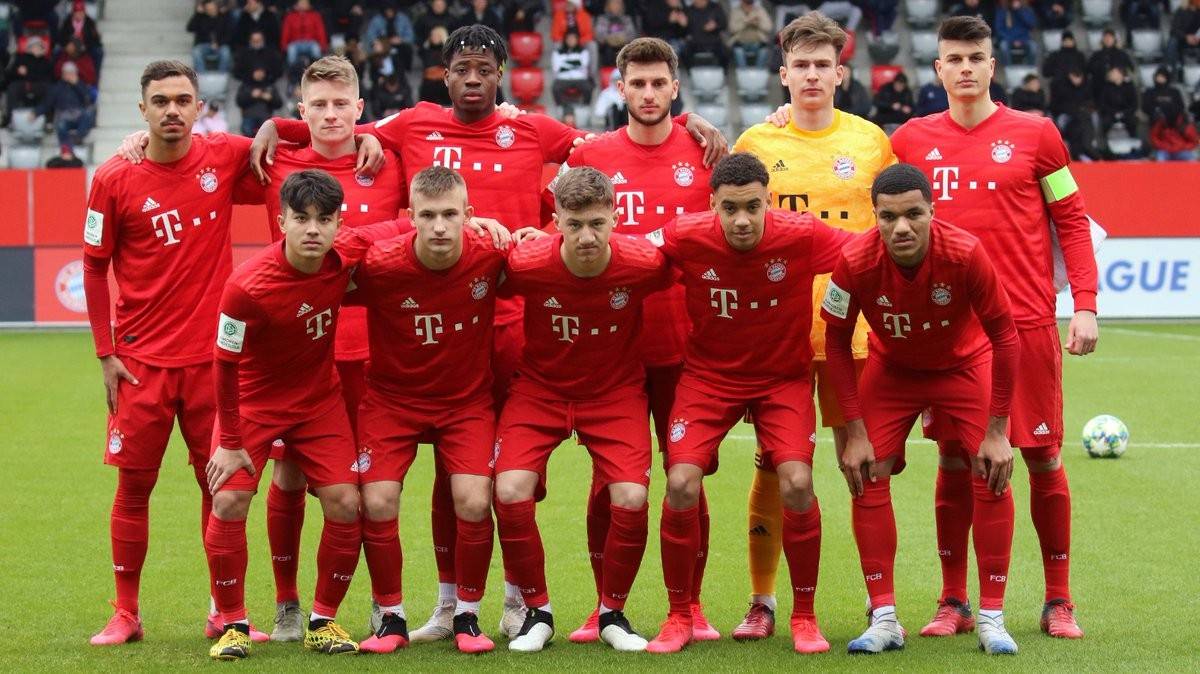 拜仁主场大胜对手,稳固领先优势是什么